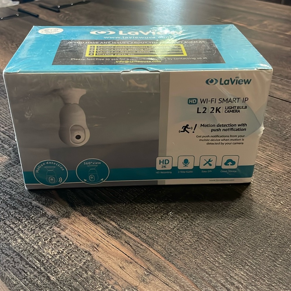 NEW NIB LAVIEW WIFI WIRELESS SMART CAMERA CAN SCREW IN LIGHT SOCKET